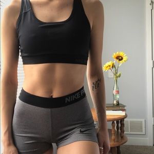 Nike Pro Set